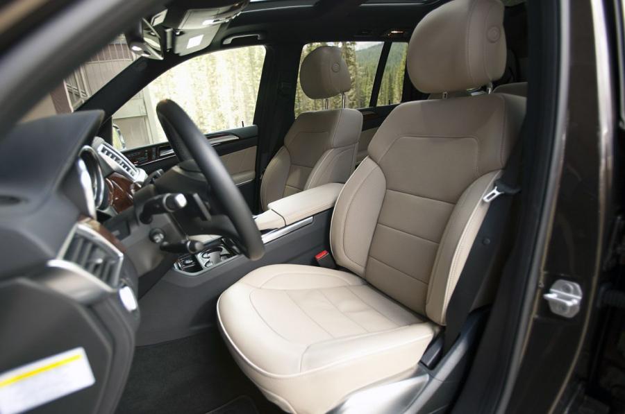  Mercedes-Benz GL450 2013 года  (фото 20 из 33)